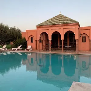 https://villa-avec-piscine-a-marrakech.marrakeshhotelsmorocco.com