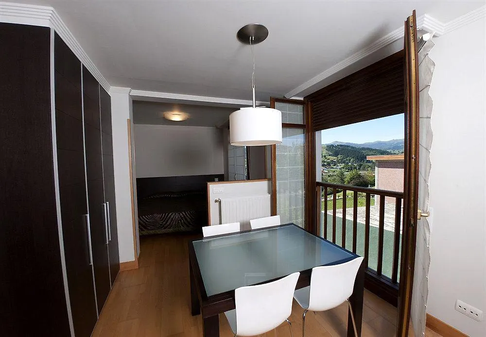 شقة Talaimendi Apartamentuak زاروتز إسبانيا