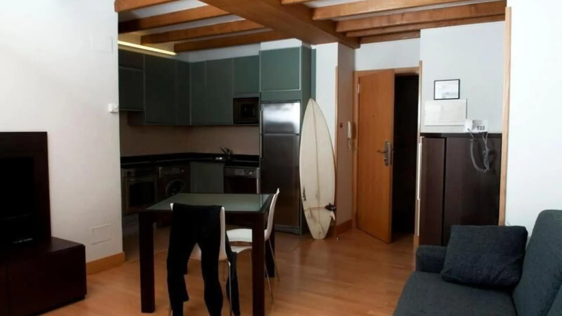 شقة Talaimendi Apartamentuak زاروتز إسبانيا
